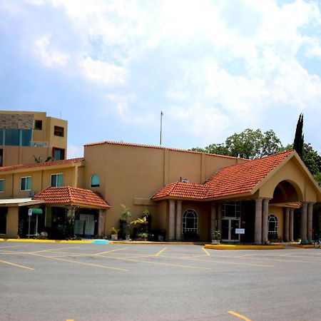Best Western Bazarell Inn Montemorelos Екстер'єр фото