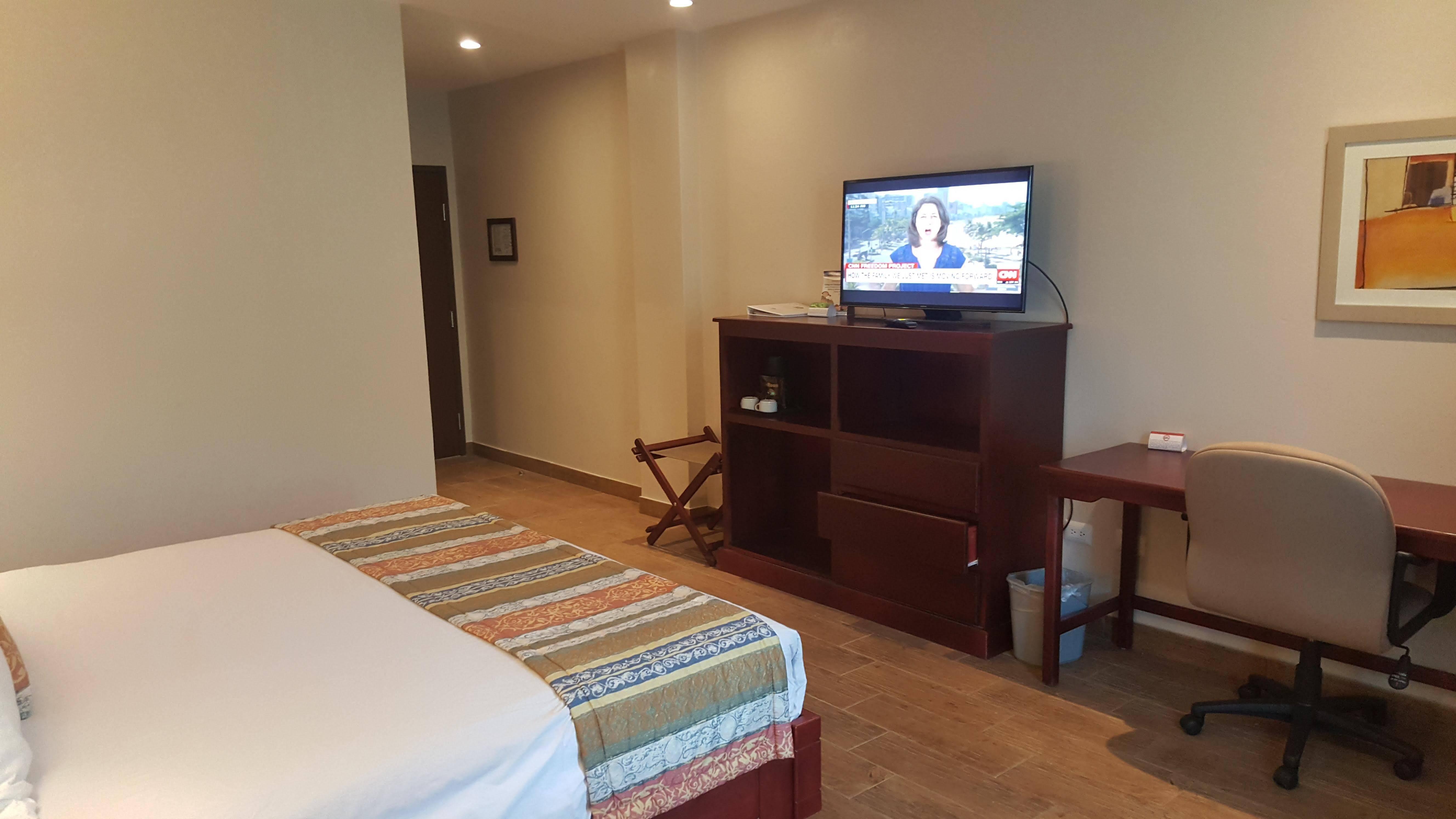 Best Western Bazarell Inn Montemorelos Екстер'єр фото