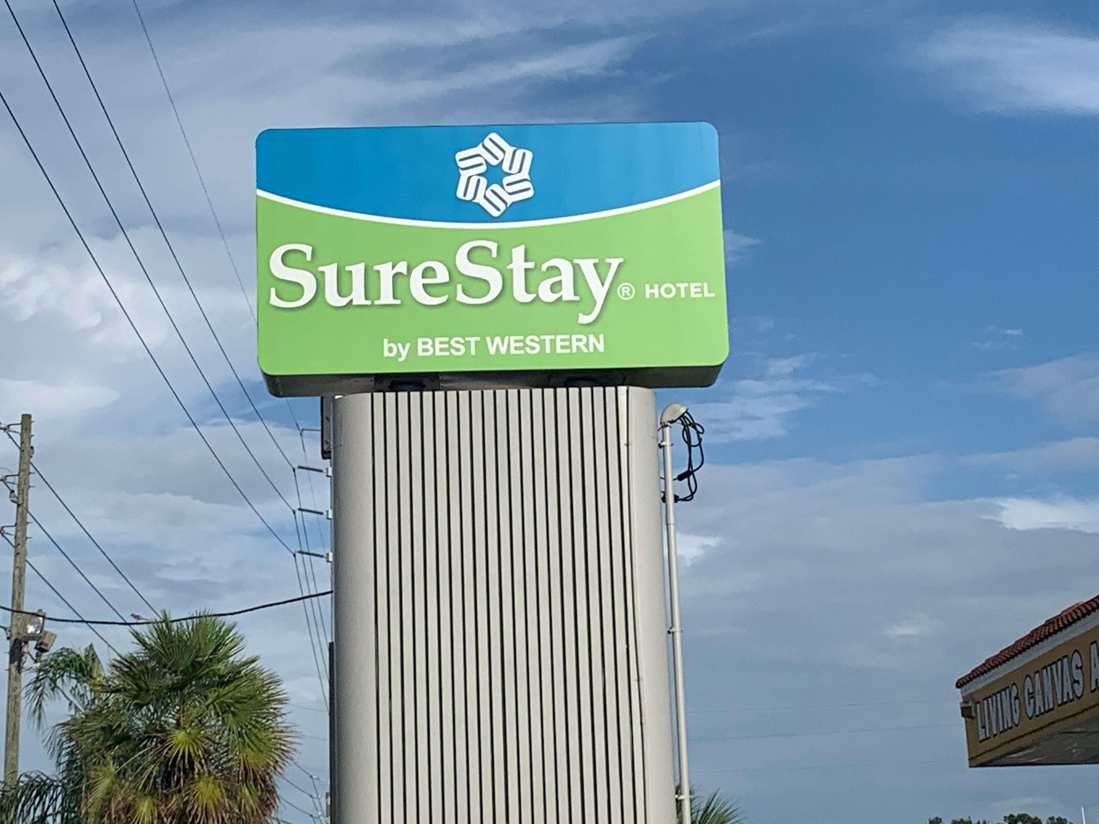 Best Western Bazarell Inn Montemorelos Екстер'єр фото