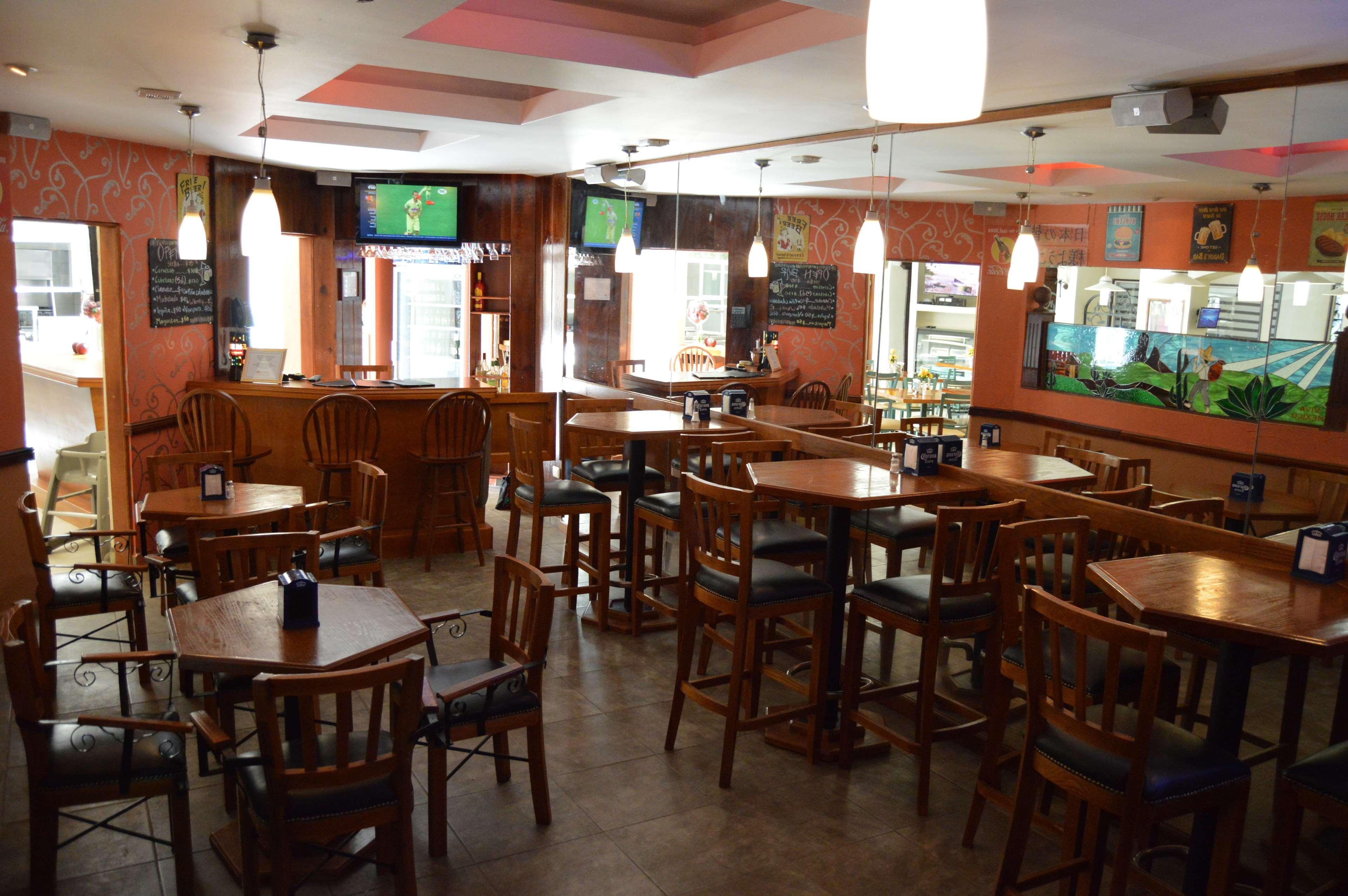 Best Western Bazarell Inn Montemorelos Екстер'єр фото