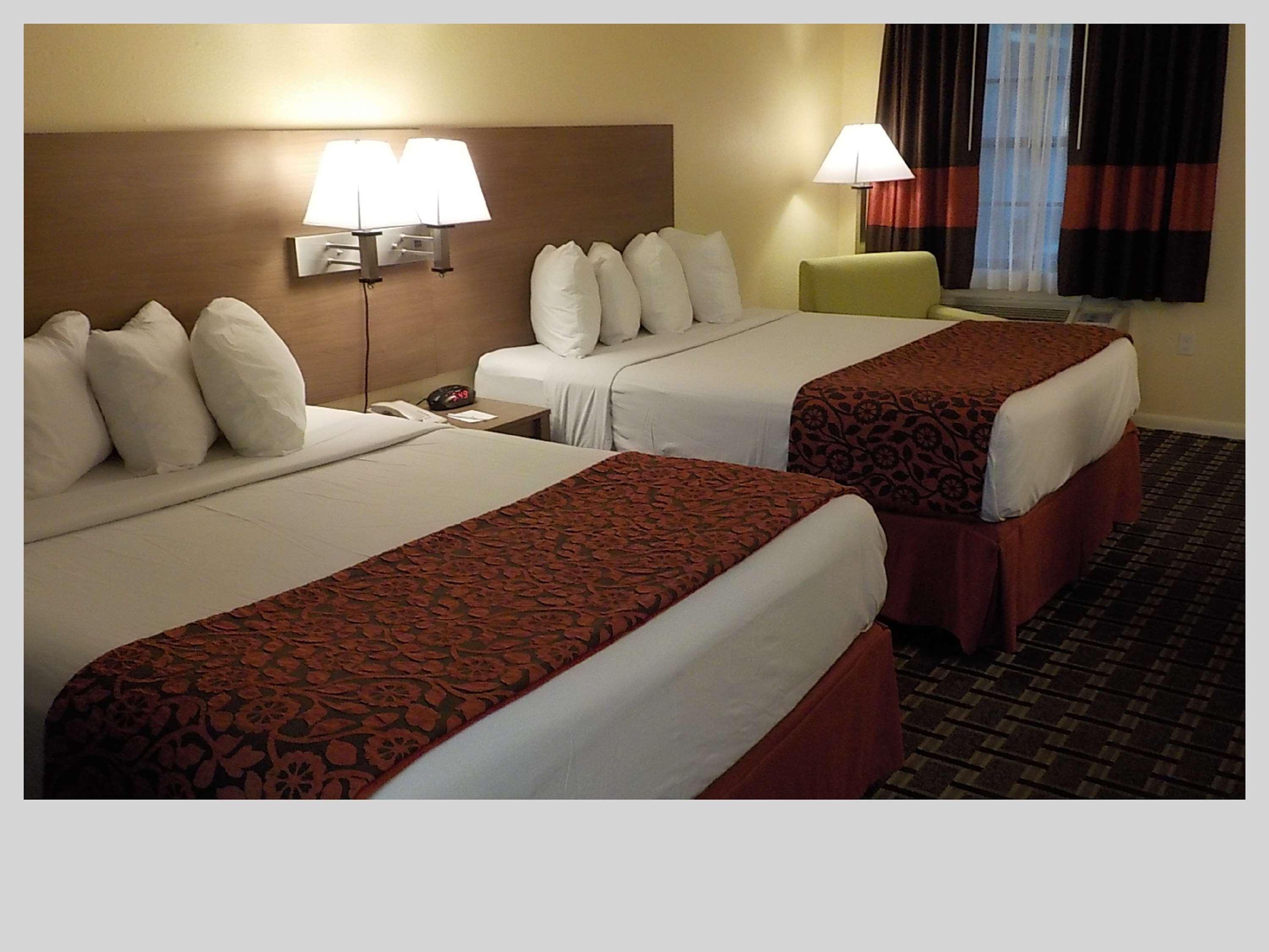 Best Western Bazarell Inn Montemorelos Екстер'єр фото