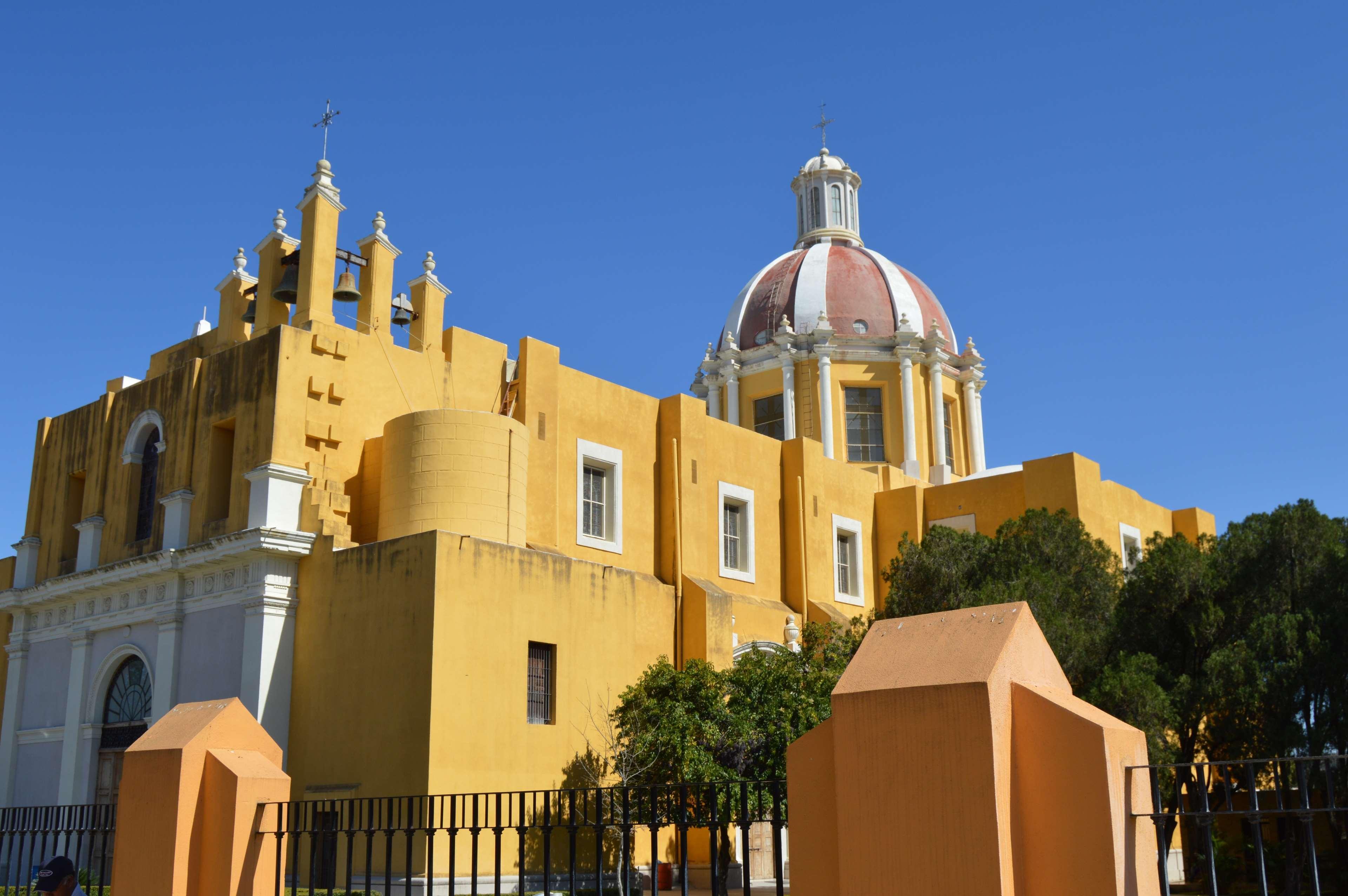 Best Western Bazarell Inn Montemorelos Екстер'єр фото