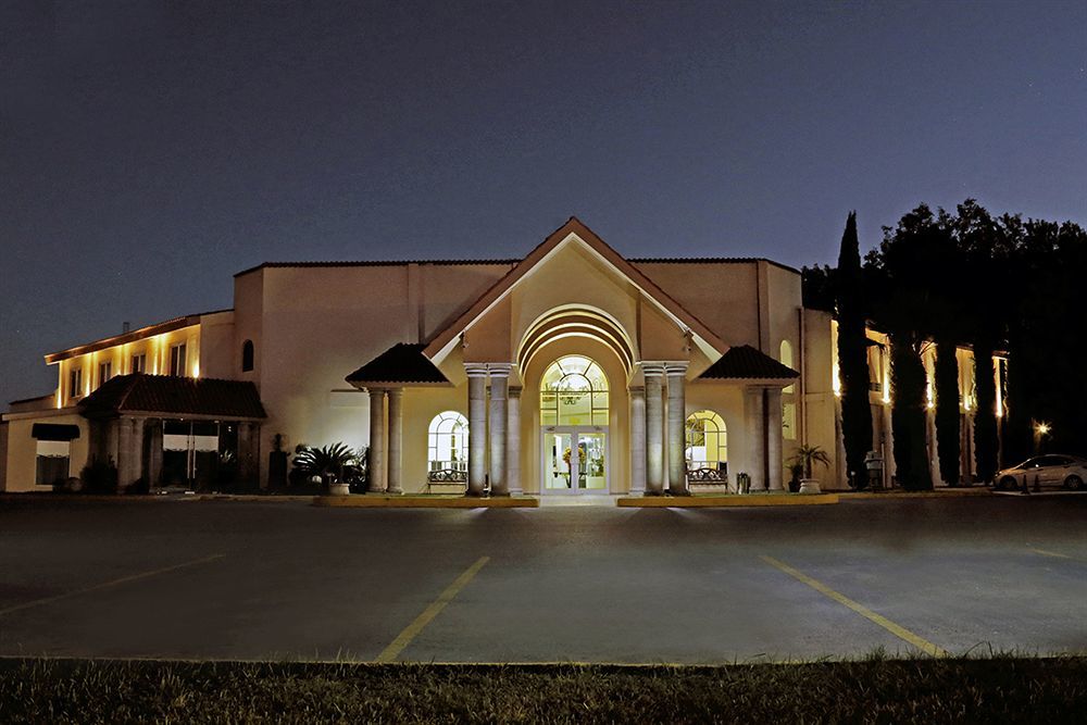 Best Western Bazarell Inn Montemorelos Екстер'єр фото